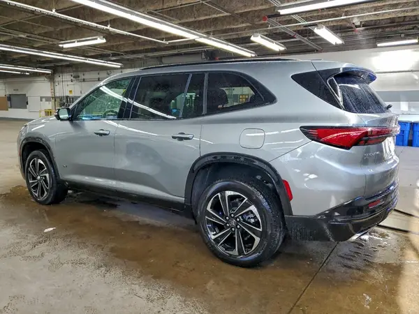 5GAEVBRSXSJ231896 2025 BUICK ENCLAVE - Image 2