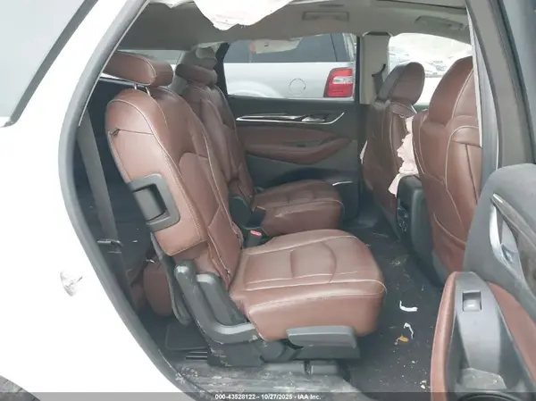 5GAEVCKW0JJ142436 2018 BUICK ENCLAVE - Image 8