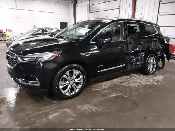 5GAEVCKW0JJ266903 2018 BUICK ENCLAVE - Image 2