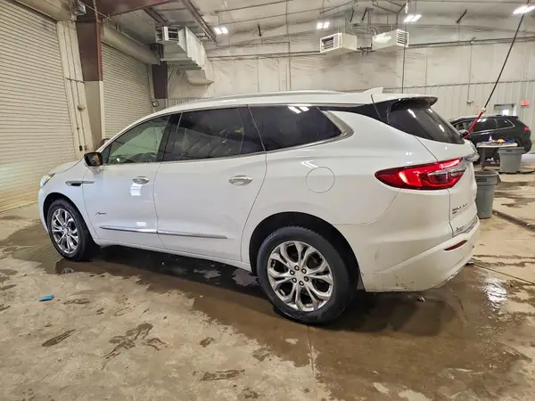 5GAEVCKW0MJ188742 2021 BUICK ENCLAVE - Image 2