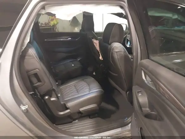 5GAEVCKW0RJ126765 2024 BUICK ENCLAVE - Image 8