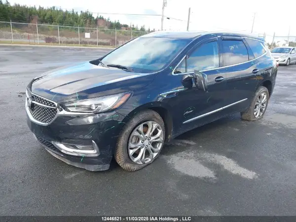 5GAEVCKW1JJ238057 2018 BUICK ENCLAVE - Image 2
