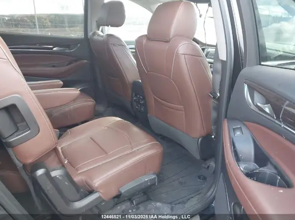 5GAEVCKW1JJ238057 2018 BUICK ENCLAVE - Image 8