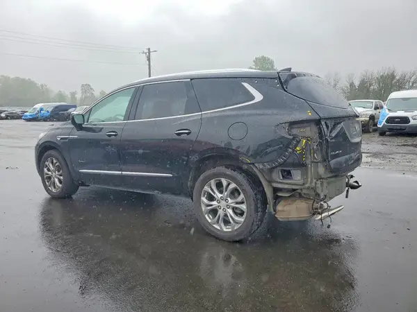 5GAEVCKW1JJ269048 2018 BUICK ENCLAVE - Image 2
