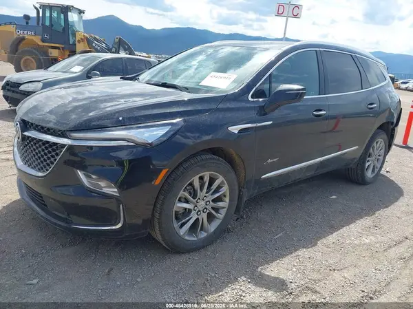 5GAEVCKW1PJ164034 2023 BUICK ENCLAVE - Image 2