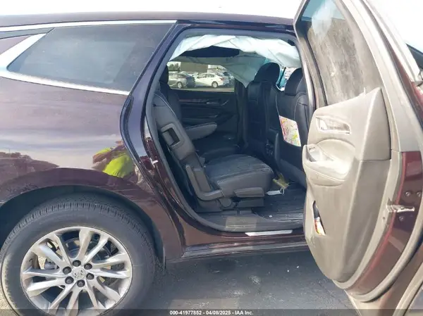5GAEVCKW1PJ271620 2023 BUICK ENCLAVE - Image 8