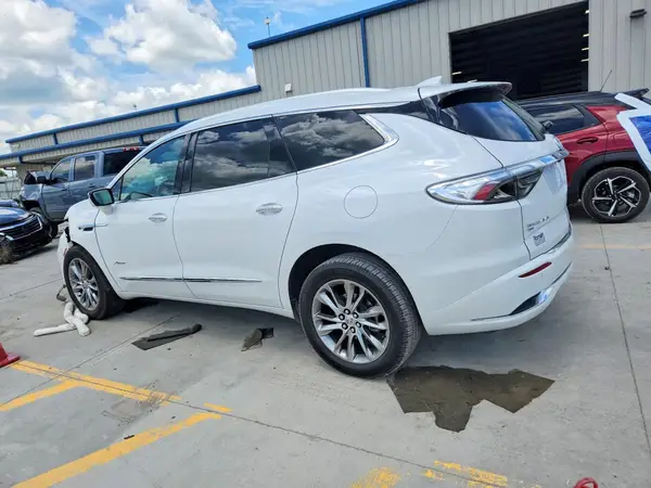 5GAEVCKW1RJ116519 2024 BUICK ENCLAVE - Image 2