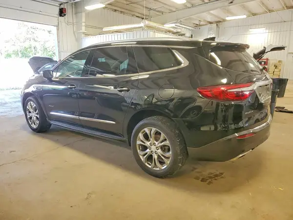 5GAEVCKW2JJ231926 2018 BUICK ENCLAVE - Image 2