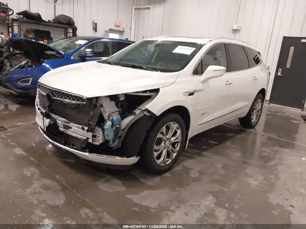 5GAEVCKW2LJ213445 2020 BUICK ENCLAVE - Image 2