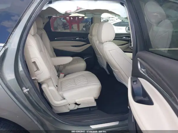 5GAEVCKW2NJ117978 2022 BUICK ENCLAVE - Image 8