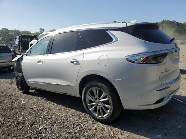 5GAEVCKW2PJ135772 2023 BUICK ENCLAVE - Image 2