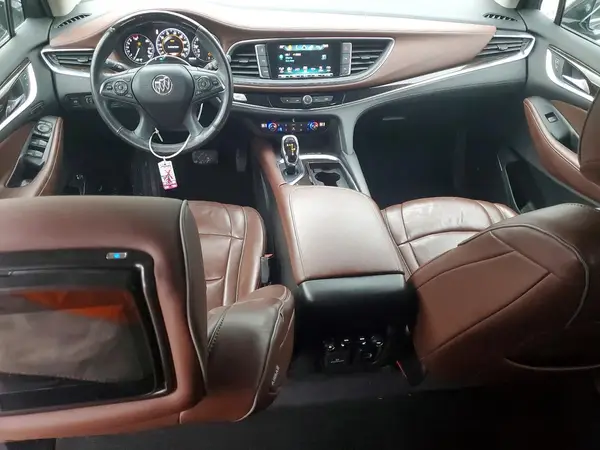 5GAEVCKW3JJ121354 2018 BUICK ENCLAVE - Image 8