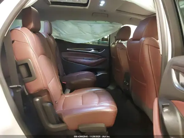 5GAEVCKW3JJ152300 2018 BUICK ENCLAVE - Image 8