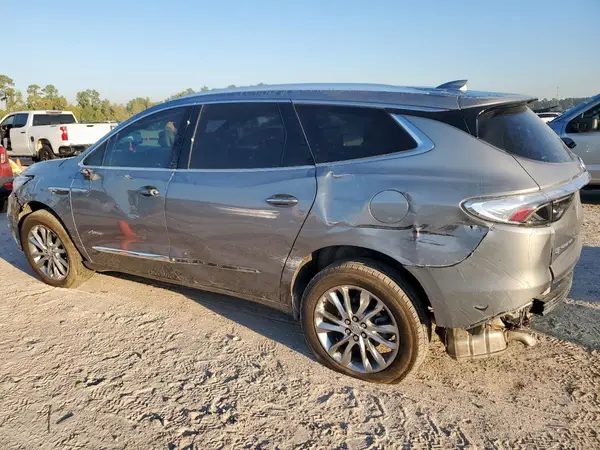 5GAEVCKW3PJ114445 2023 BUICK ENCLAVE - Image 2
