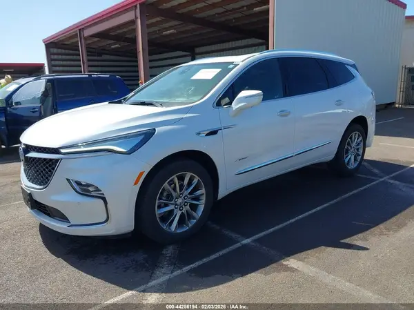5GAEVCKW3PJ230552 2023 BUICK ENCLAVE - Image 2