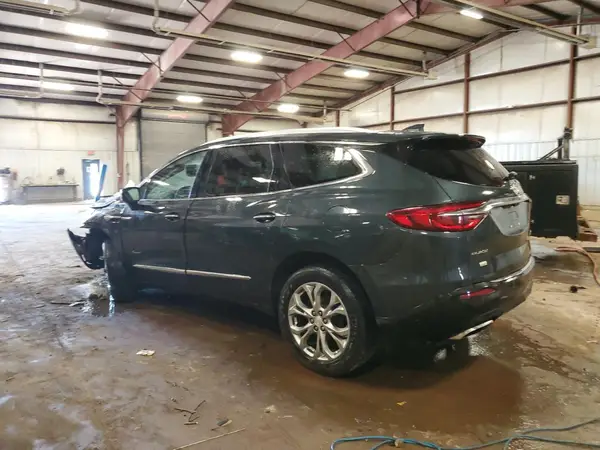 5GAEVCKW4JJ132475 2018 BUICK ENCLAVE - Image 2