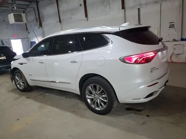 5GAEVCKW4PJ202498 2023 BUICK ENCLAVE - Image 2