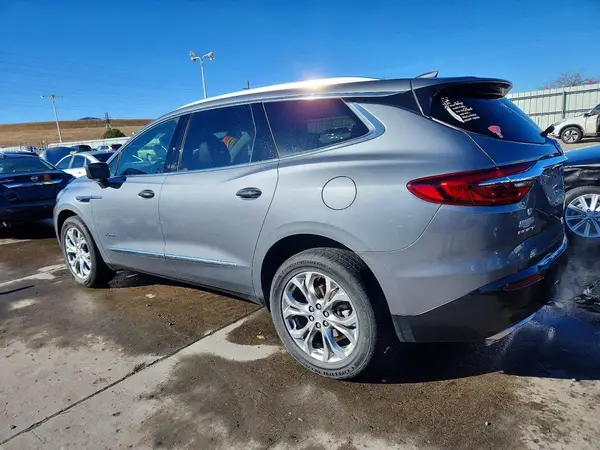 5GAEVCKW5JJ132792 2018 BUICK ENCLAVE - Image 2
