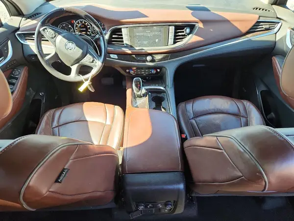 5GAEVCKW5JJ261390 2018 BUICK ENCLAVE - Image 8