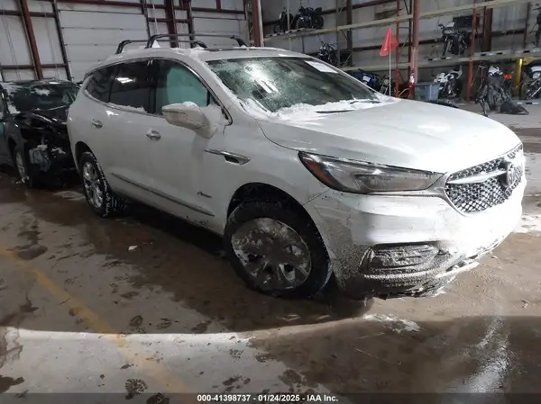 5GAEVCKW6JJ164814 2018 BUICK ENCLAVE - Image 1