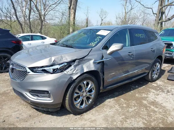 5GAEVCKW6JJ176946 2018 BUICK ENCLAVE - Image 2