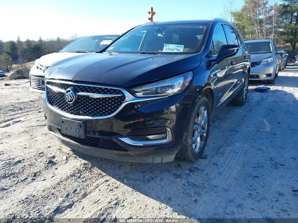 5GAEVCKW6JJ242220 2018 BUICK ENCLAVE - Image 2