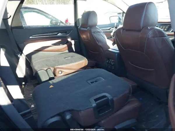 5GAEVCKW6JJ242220 2018 BUICK ENCLAVE - Image 8