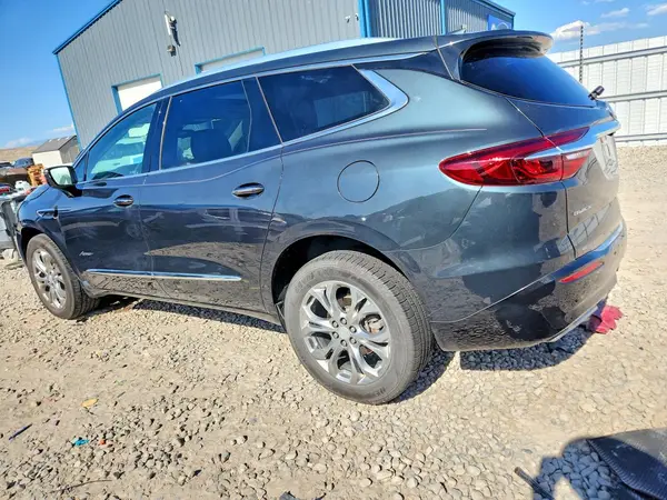 5GAEVCKW7JJ145608 2018 BUICK ENCLAVE - Image 2