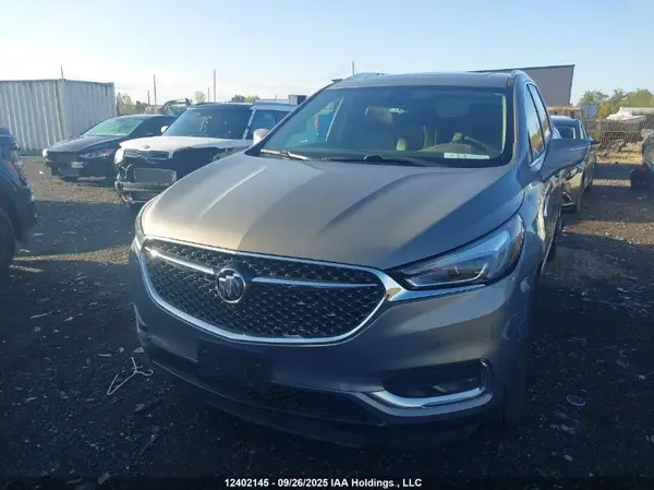 5GAEVCKW7JJ196154 2018 BUICK ENCLAVE - Image 2