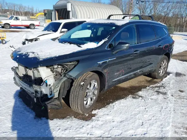 5GAEVCKW7JJ226043 2018 BUICK ENCLAVE - Image 2