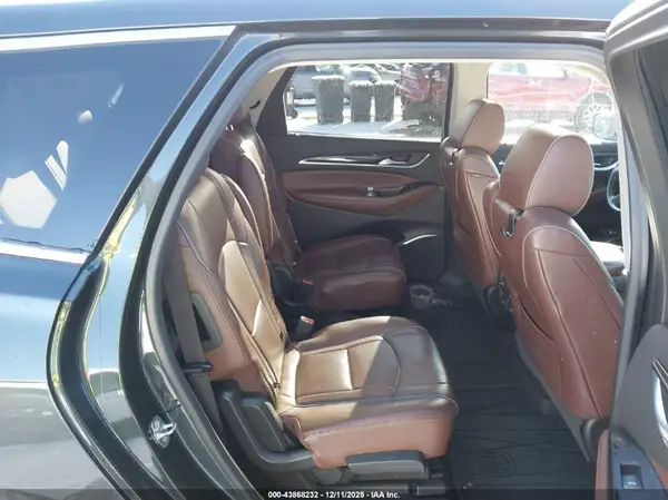 5GAEVCKW7JJ226043 2018 BUICK ENCLAVE - Image 8