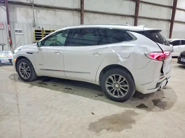 5GAEVCKW7NJ102327 2022 BUICK ENCLAVE - Image 2