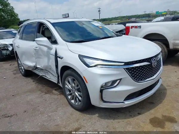 5GAEVCKW7PJ178892 2023 BUICK ENCLAVE - Image 1