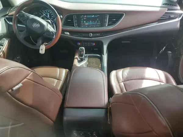 5GAEVCKW8JJ168203 2018 BUICK ENCLAVE - Image 8