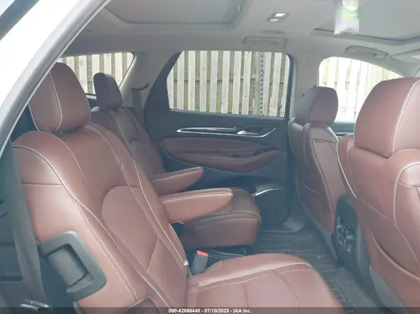 5GAEVCKW8JJ283576 2018 BUICK ENCLAVE - Image 8