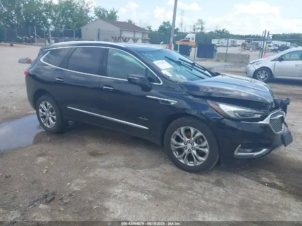 5GAEVCKW9JJ170767 2018 BUICK ENCLAVE - Image 1