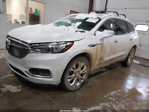 5GAEVCKW9LJ328897 2020 BUICK ENCLAVE - Image 2