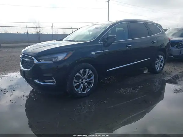 5GAEVCKW9MJ215601 2021 BUICK ENCLAVE - Image 2