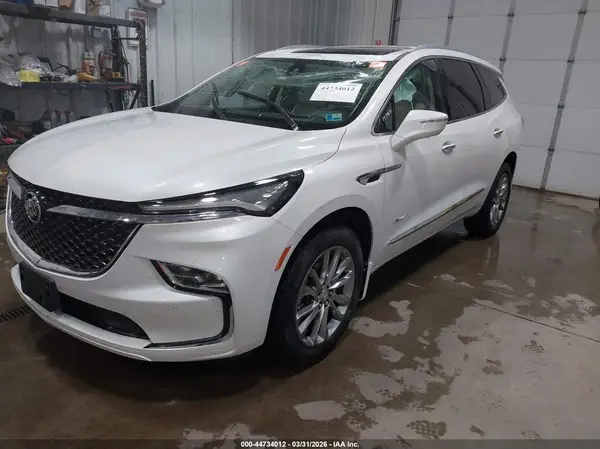 5GAEVCKW9PJ137079 2023 BUICK ENCLAVE - Image 2