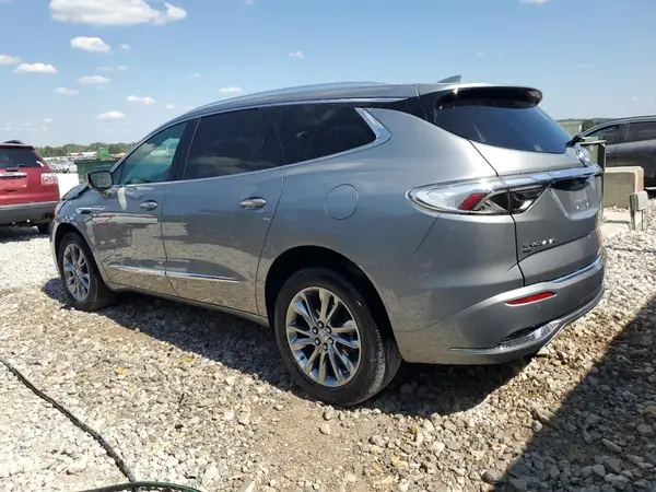 5GAEVCKW9PJ275978 2023 BUICK ENCLAVE - Image 2