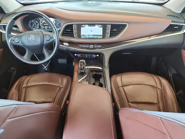 5GAEVCKWXJJ173788 2018 BUICK ENCLAVE - Image 8