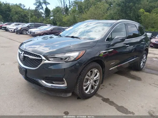 5GAEVCKWXJJ264298 2018 BUICK ENCLAVE - Image 2