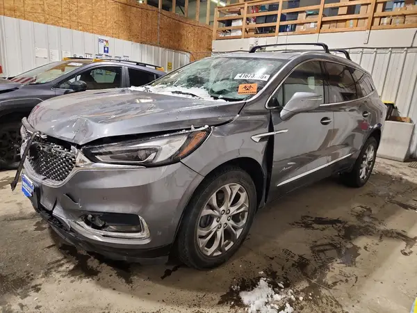 5GAEVCKWXKJ157818 2019 BUICK ENCLAVE - Image 1