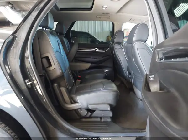 5GAEVCKWXKJ242206 2019 BUICK ENCLAVE - Image 8
