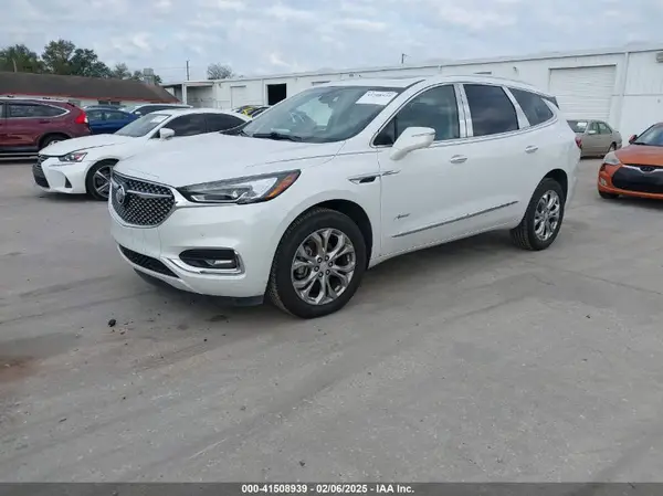 5GAEVCKWXLJ132810 2020 BUICK ENCLAVE - Image 2