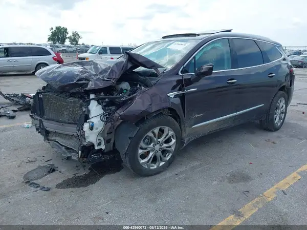 5GAEVCKWXLJ281895 2020 BUICK ENCLAVE - Image 2