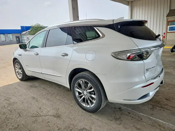 5GAEVCKWXNJ133930 2022 BUICK ENCLAVE - Image 2