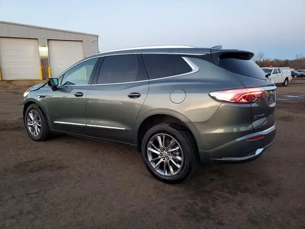 5GAEVCKWXPJ230533 2023 BUICK ENCLAVE - Image 2