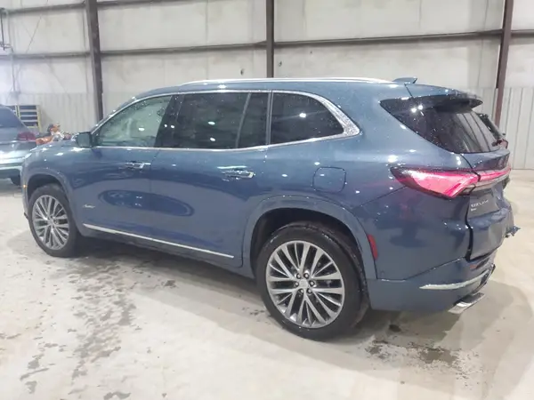 5GAEVCRS0SJ106945 2025 BUICK ENCLAVE - Image 2