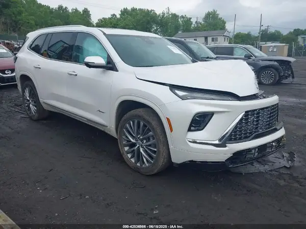5GAEVCRSXSJ105978 2025 BUICK ENCLAVE - Image 1